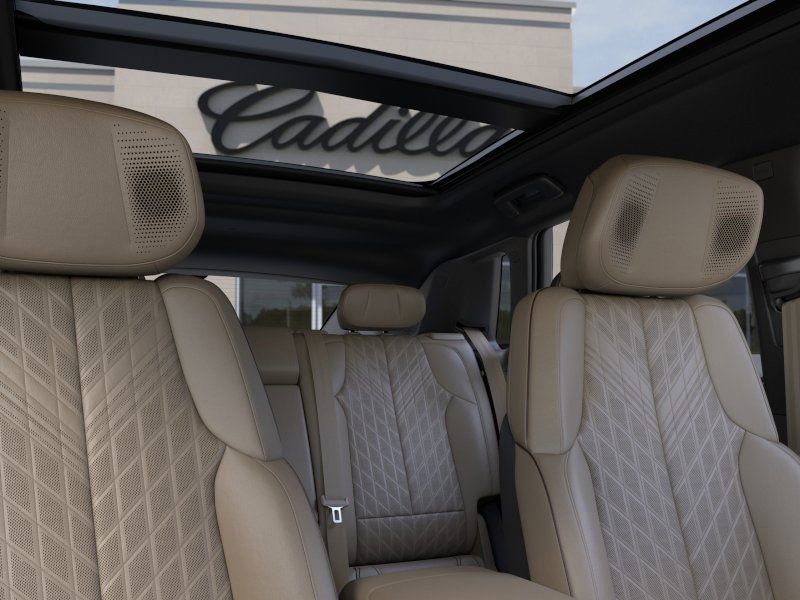 New 2025 Cadillac Lyriq Luxury image 59