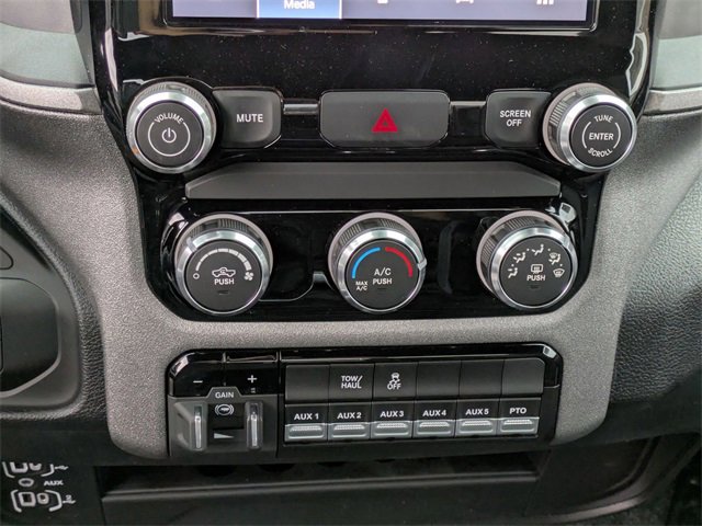 New 2026 RAM 3500 Tradesman image 21