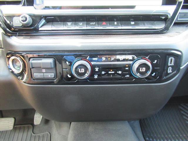 Used 2025 Chevrolet Silverado 2500 LT w/ Convenience Package AWD/4WD image 24