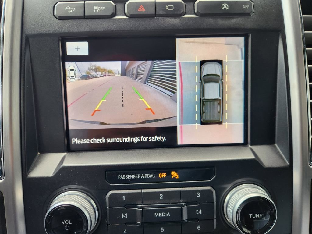 Used 2019 Ford F150 Platinum w/ Equipment Group 701A Luxury image 17