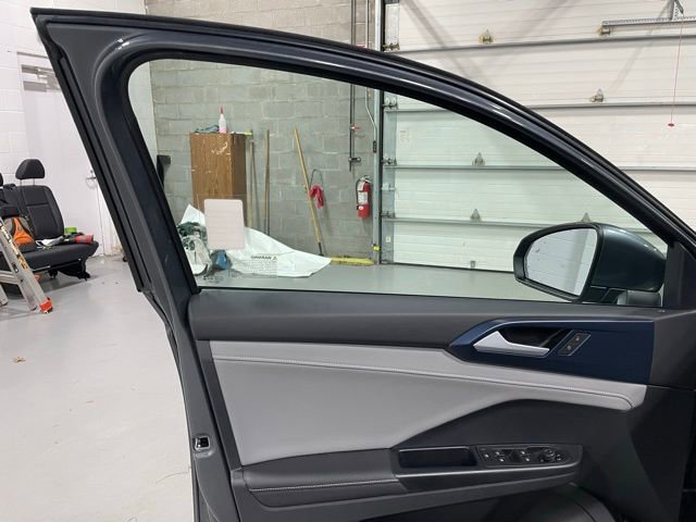 Certified 2024 Volkswagen Taos SE image 13