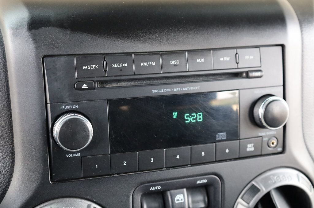 Used 2017 Jeep Wrangler Unlimited Sport w/ Quick Order Package 23S image 27