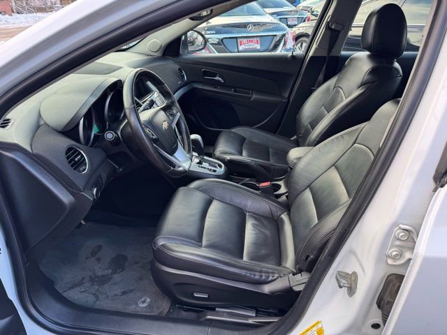Used 2015 Chevrolet Cruze LT image 9