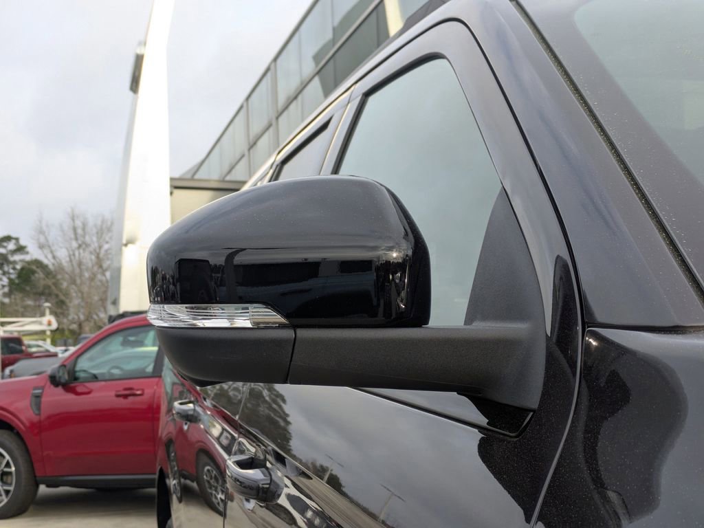 New 2026 Ford Expedition Max Platinum image 11