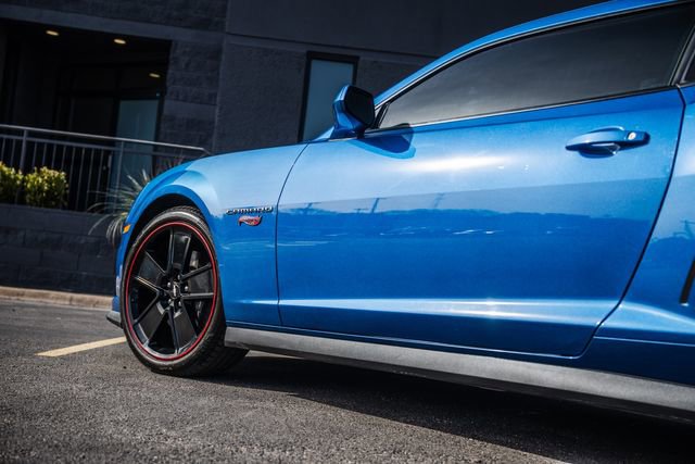 Used 2013 Chevrolet Camaro SS w/ Hot Wheels Special Edition RWD image 29