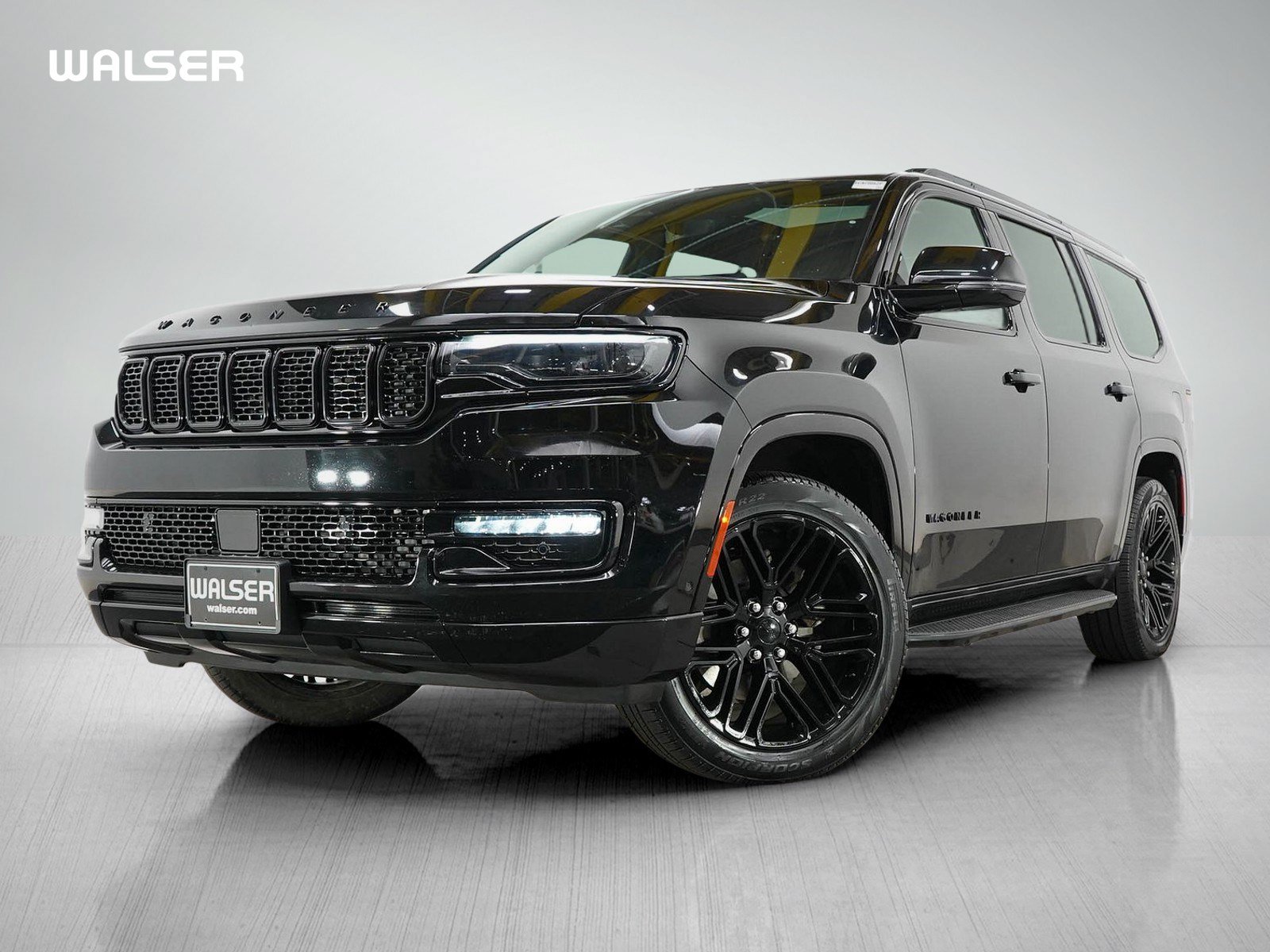 Used 2023 Jeep Wagoneer Series II AWD/4WD image 1
