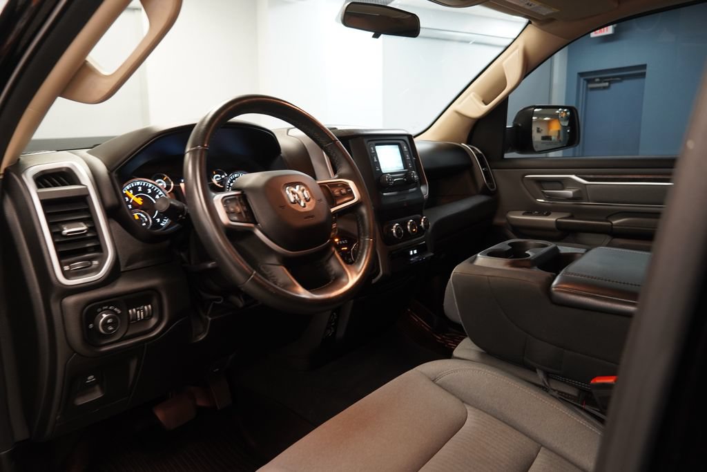 Used 2019 RAM 1500 Big Horn AWD/4WD image 6