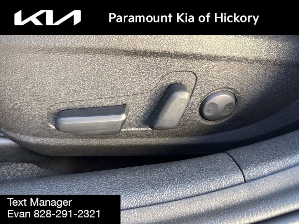 Used 2020 Kia Optima S image 18