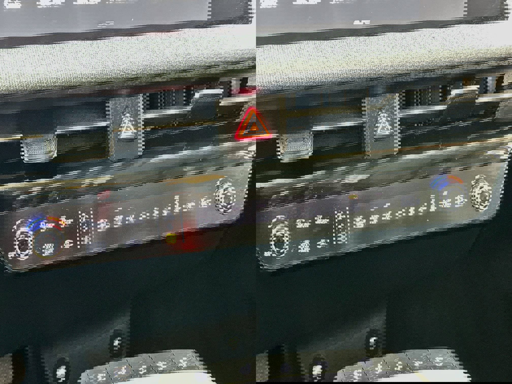 Used 2023 Kia EV6 Wind w/ Wind Technology Package AWD/4WD image 19