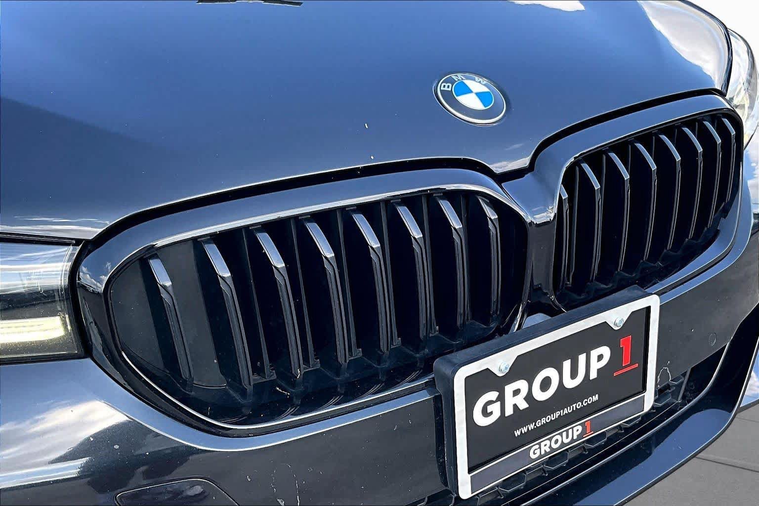 Used 2022 BMW 530i w/ M Sport Package RWD image 27