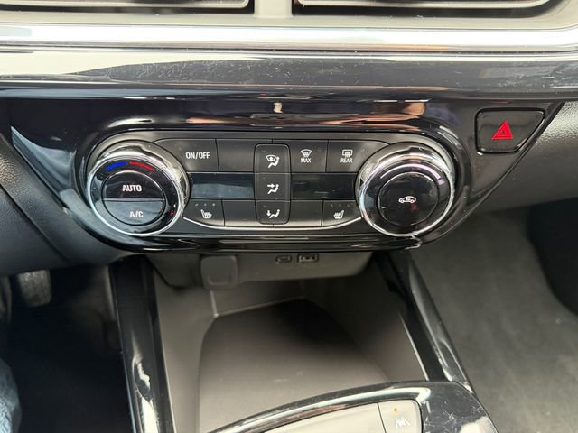 Used 2025 Chevrolet Trax RS w/ Driver Confidence Package image 22