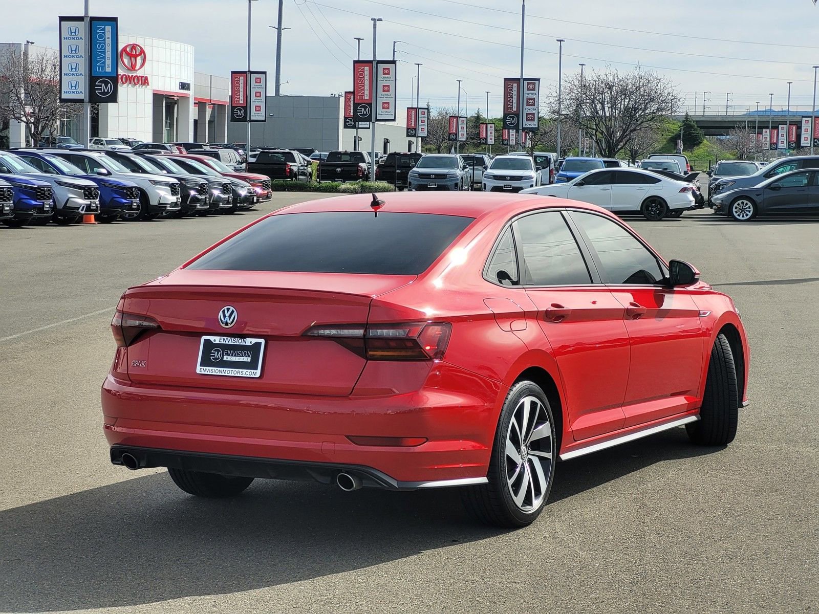 Used 2019 Volkswagen Jetta GLI image 4