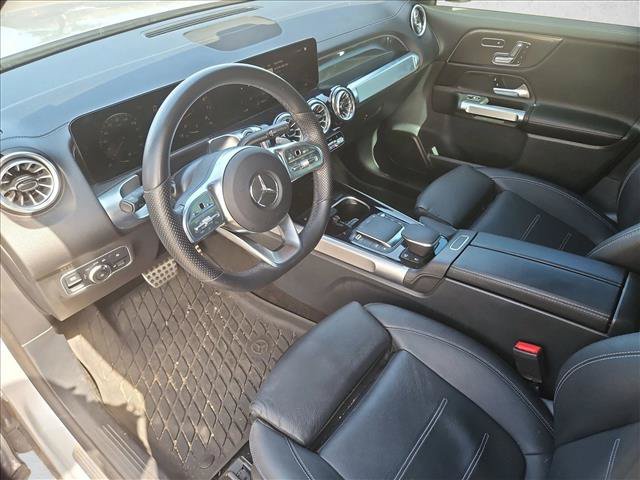 Used 2023 Mercedes-Benz GLB 35 AMG 4MATIC image 13