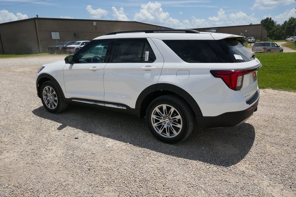 New 2025 Ford Explorer Active w/ Active Comfort Package image 8