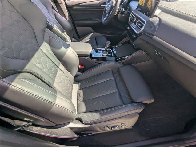Used 2025 BMW X4 M w/ Competition Package image 22