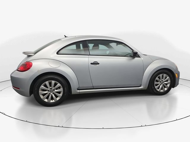 Used 2016 Volkswagen Beetle 1.8T Classic FWD image 11