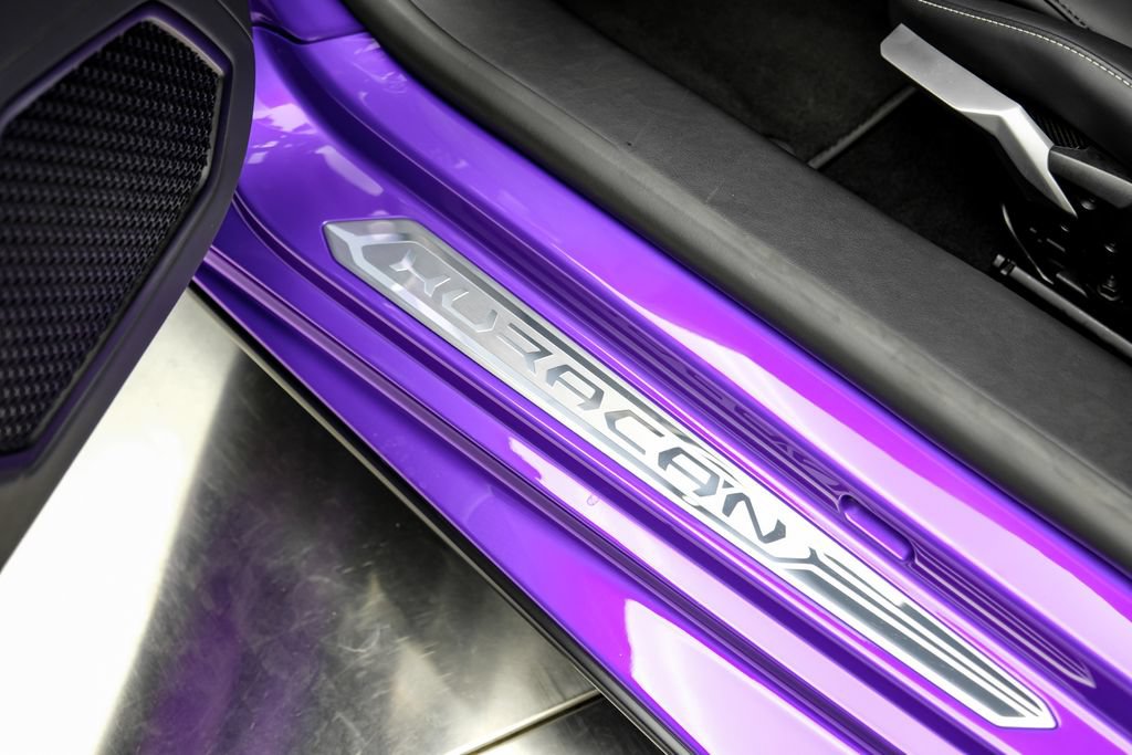 Used 2024 Lamborghini Huracan EVO AWD/4WD image 40
