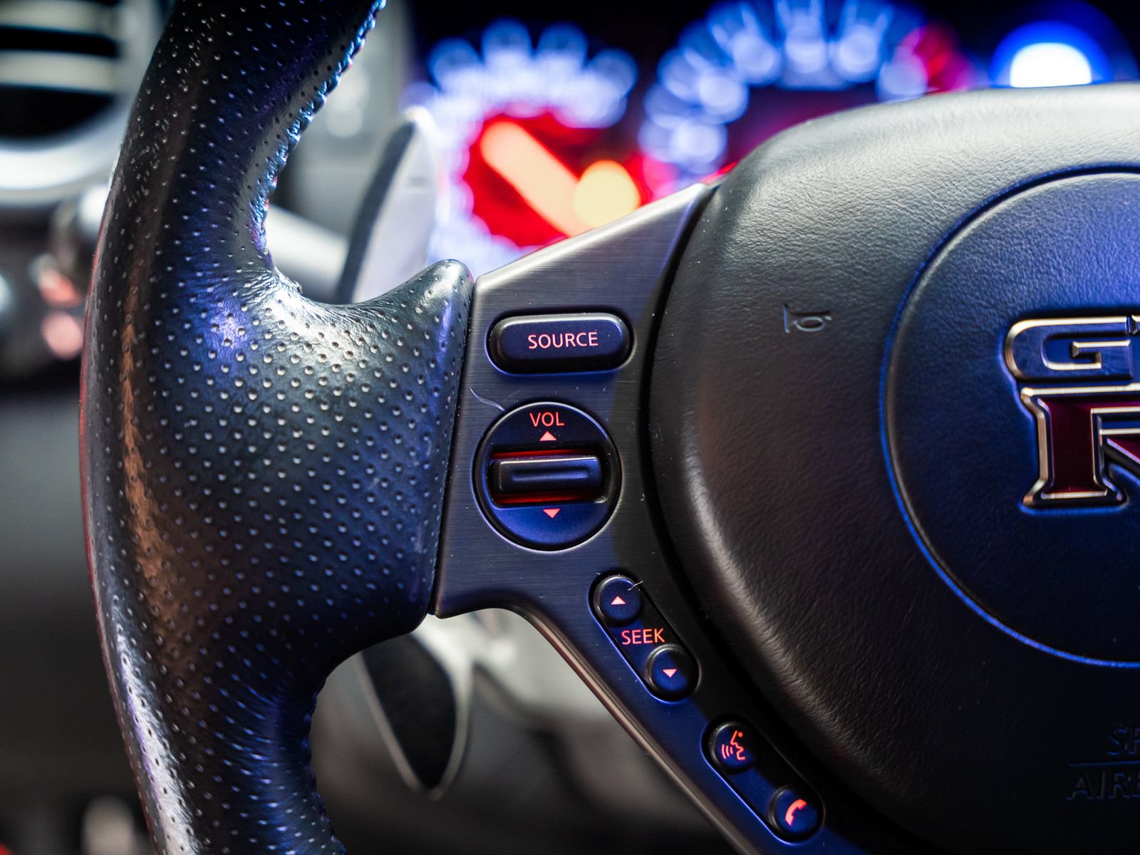 Used 2014 Nissan GT-R Premium AWD/4WD image 54