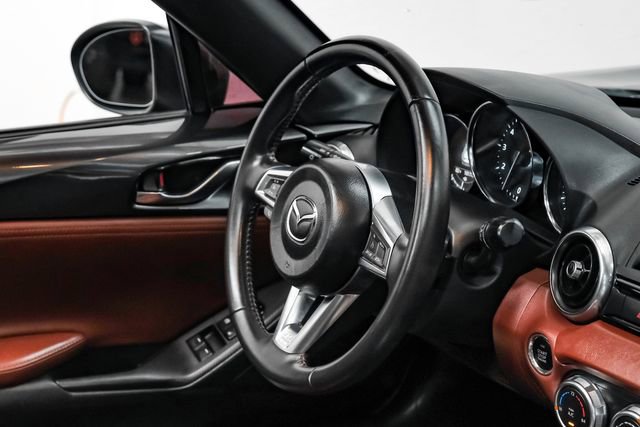 Used 2017 MAZDA MX-5 Miata RF Grand Touring image 21