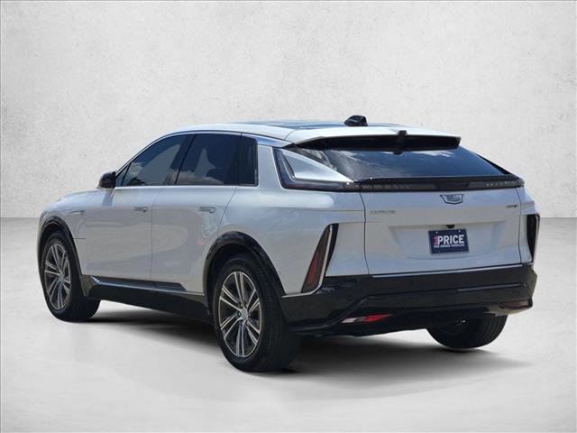 Used 2024 Cadillac Lyriq Luxury RWD image 7