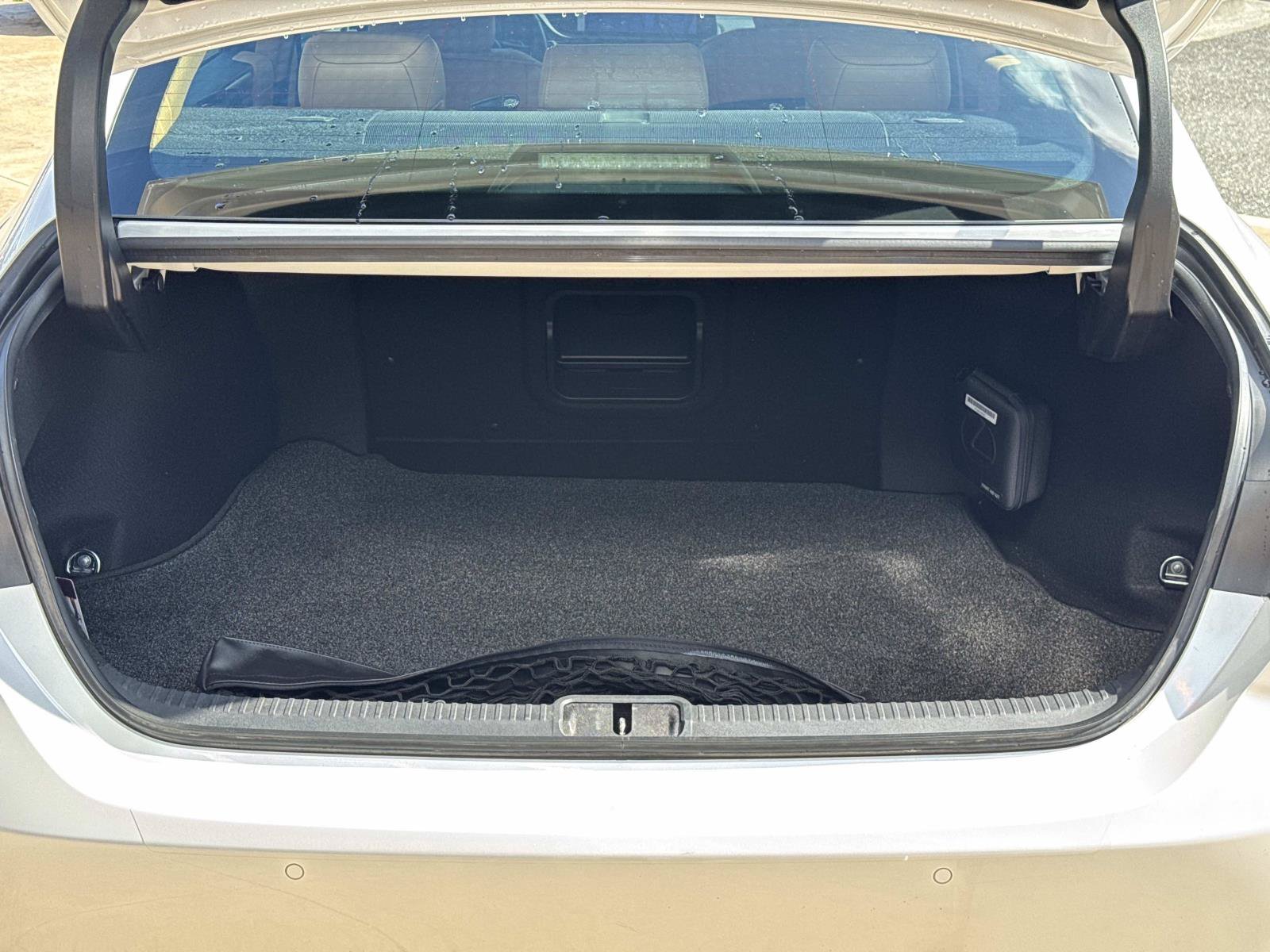 Used 2024 Lexus ES 300h w/ Technology Package FWD image 5