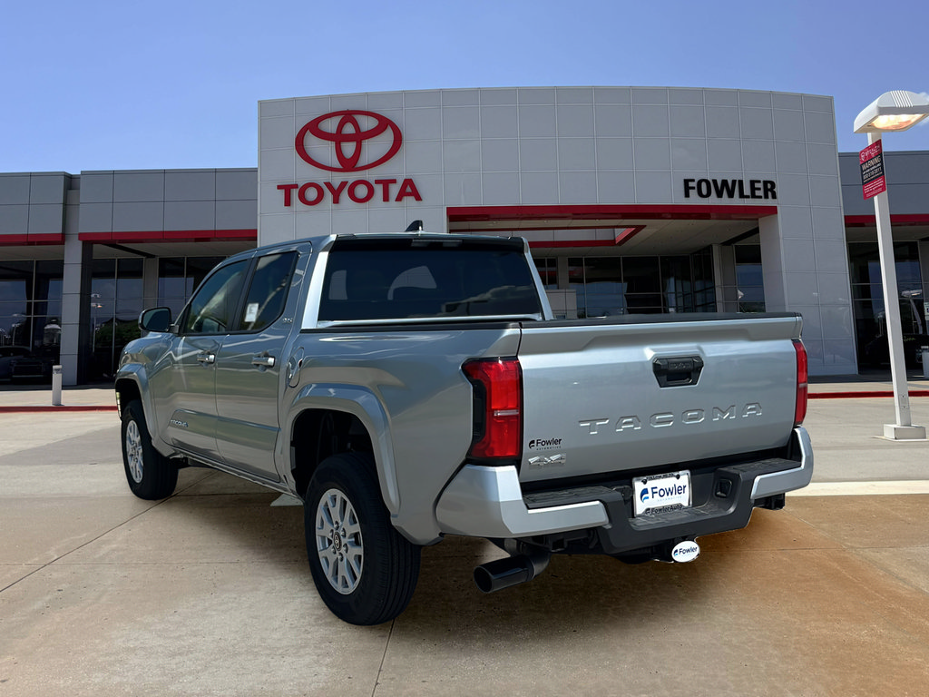 New 2026 Toyota Tacoma SR5 AWD/4WD image 4