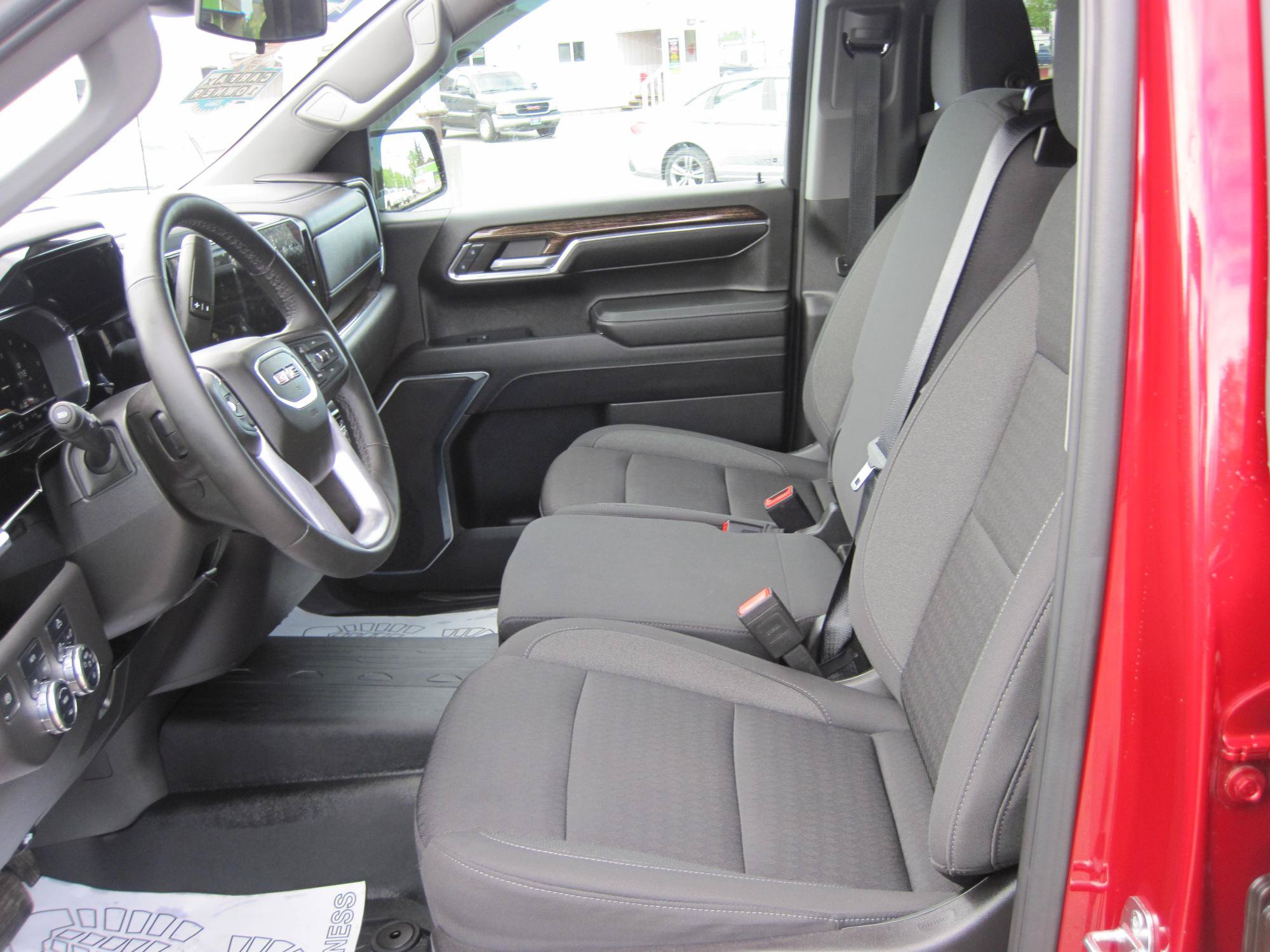 Used 2024 GMC Sierra 1500 Elevation w/ LPO, Elevation Black Package AWD/4WD image 30