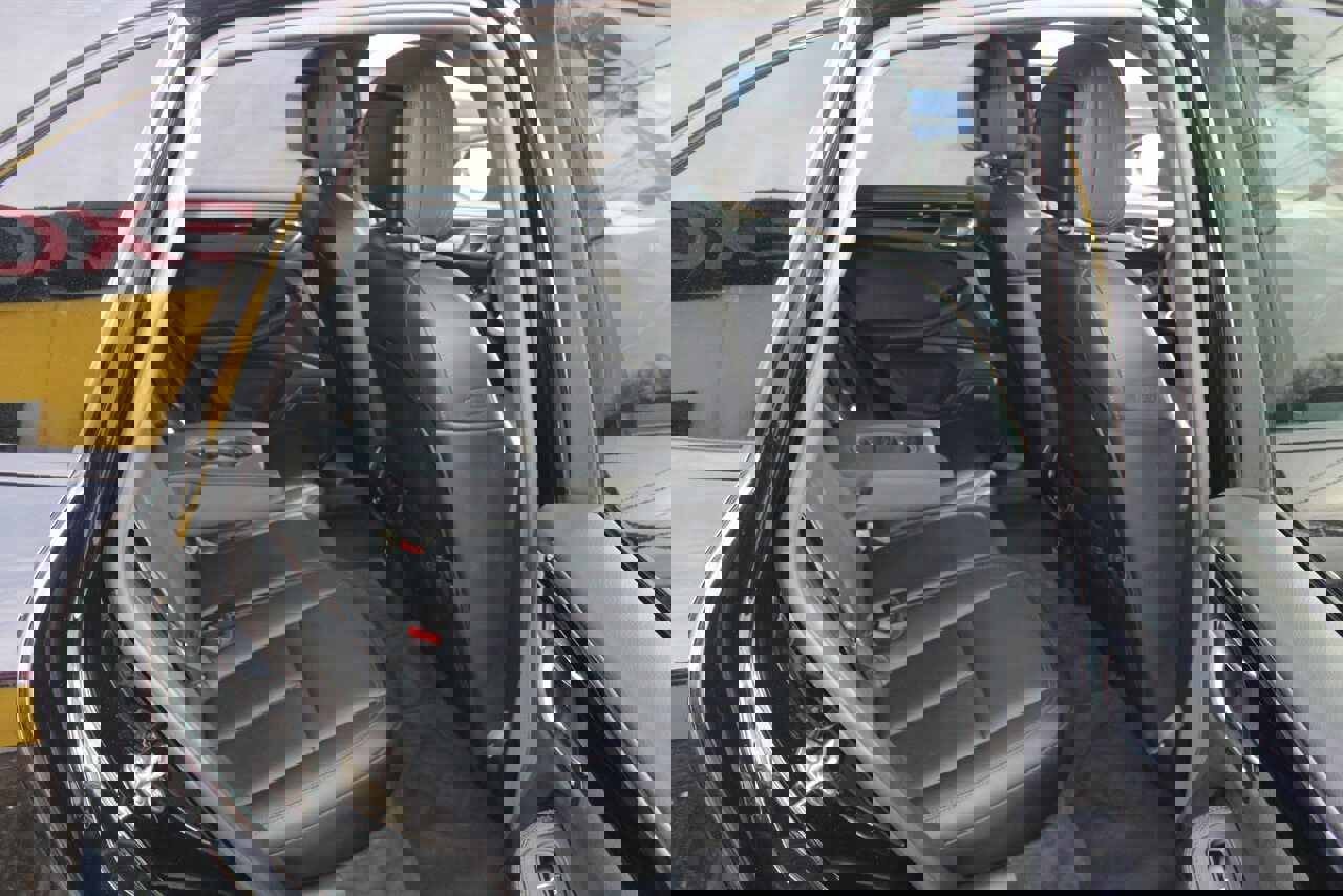 Used 2020 Porsche Macan image 17