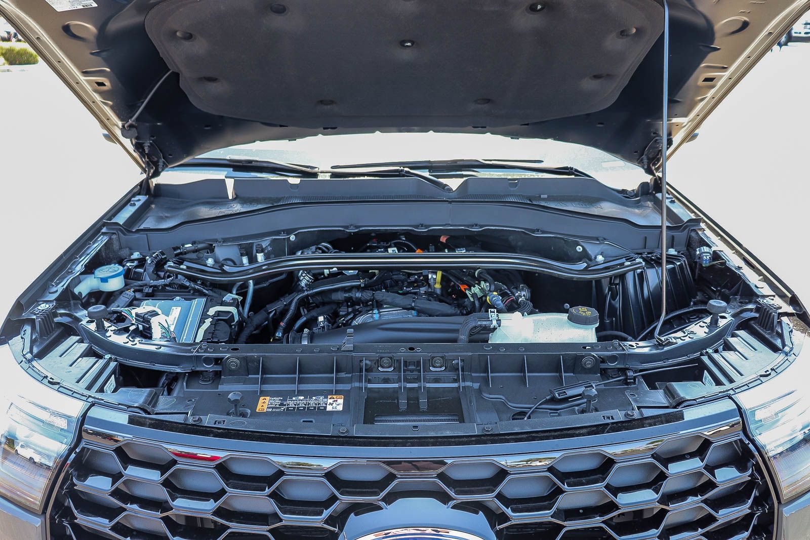 New 2026 Ford Explorer ST-Line w/ ST-Line Street Pack RWD image 28