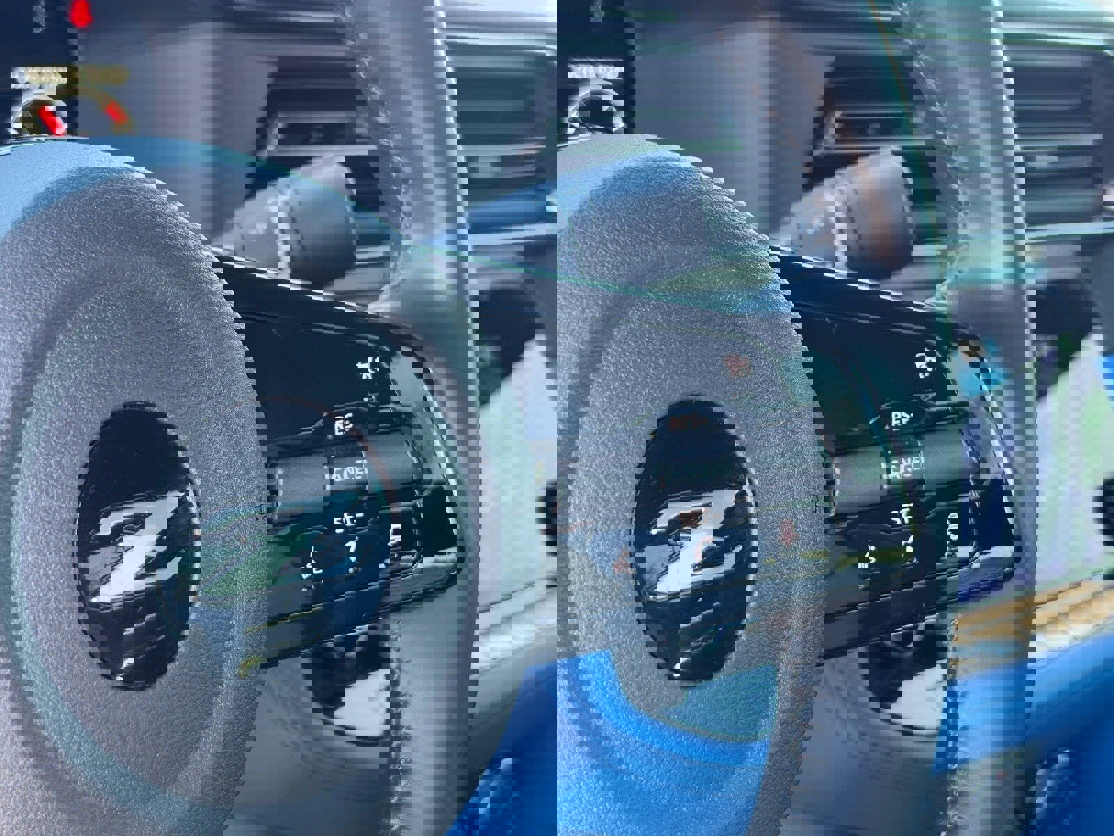 Certified 2024 Nissan Z Performance w/ Floor Mat Package image 19