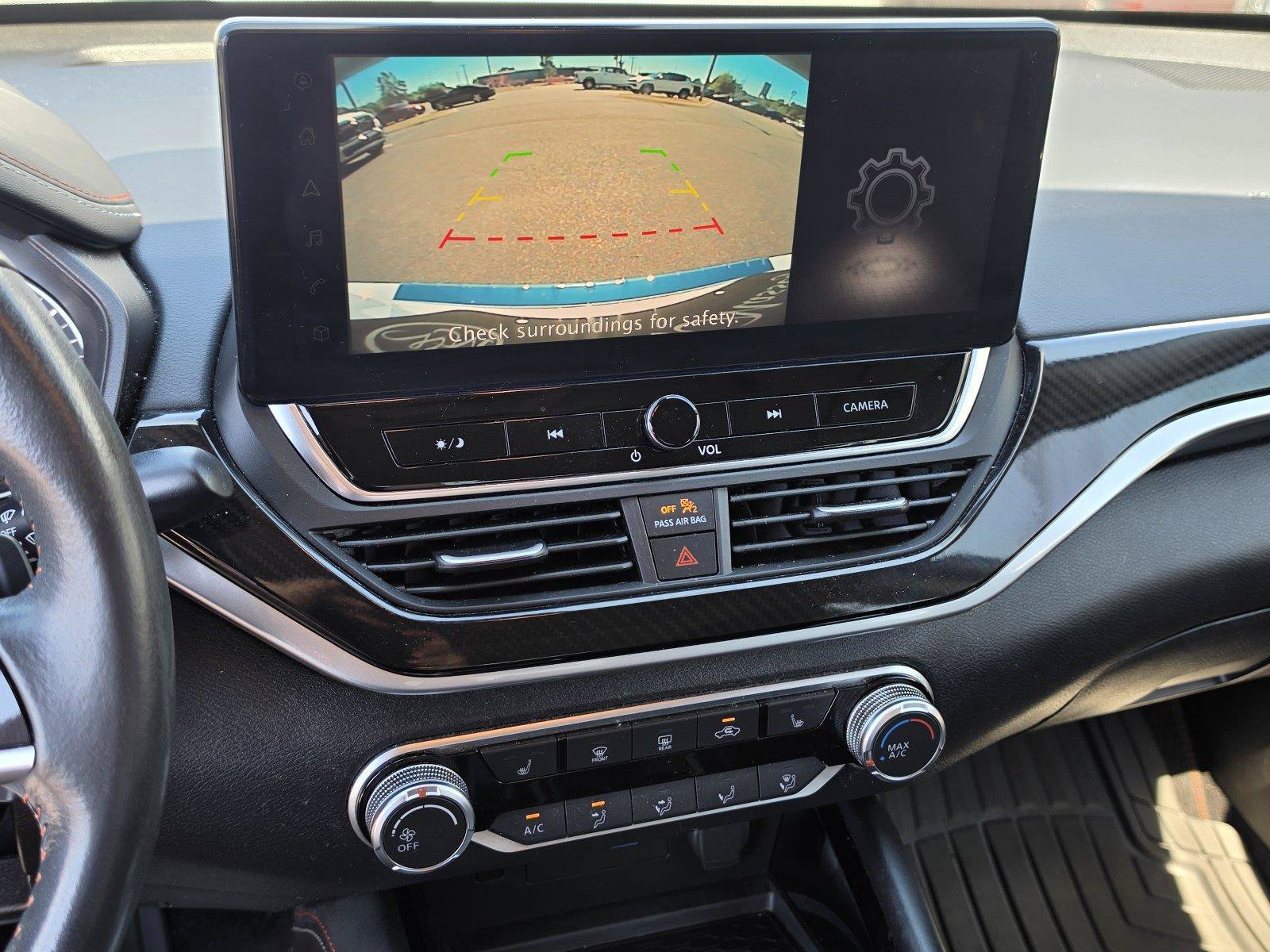 Used 2023 Nissan Altima 2.5 SR w/ SR Premium Package FWD image 13