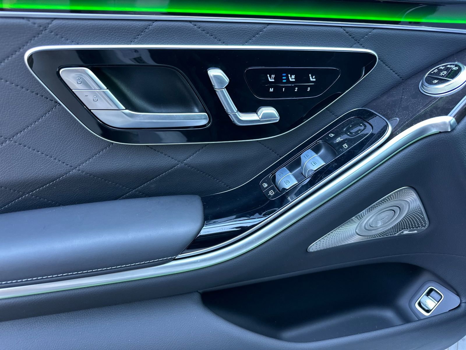 Certified 2024 Mercedes-Benz S 580 4MATIC Sedan image 12