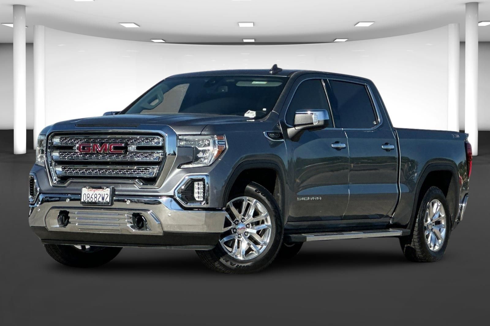 Used 2019 GMC Sierra 1500 SLT w/ SLT Premium Plus Package AWD/4WD image 2