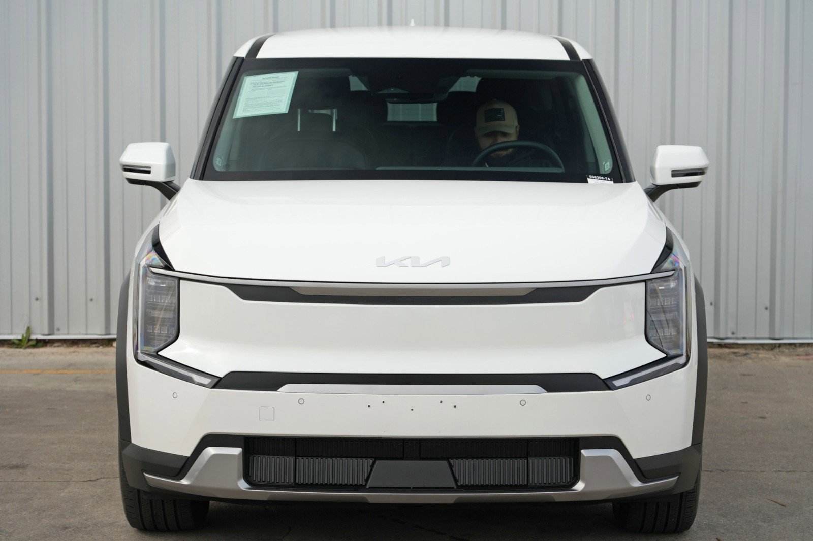 Used 2024 Kia EV9 Light Long Range image 48