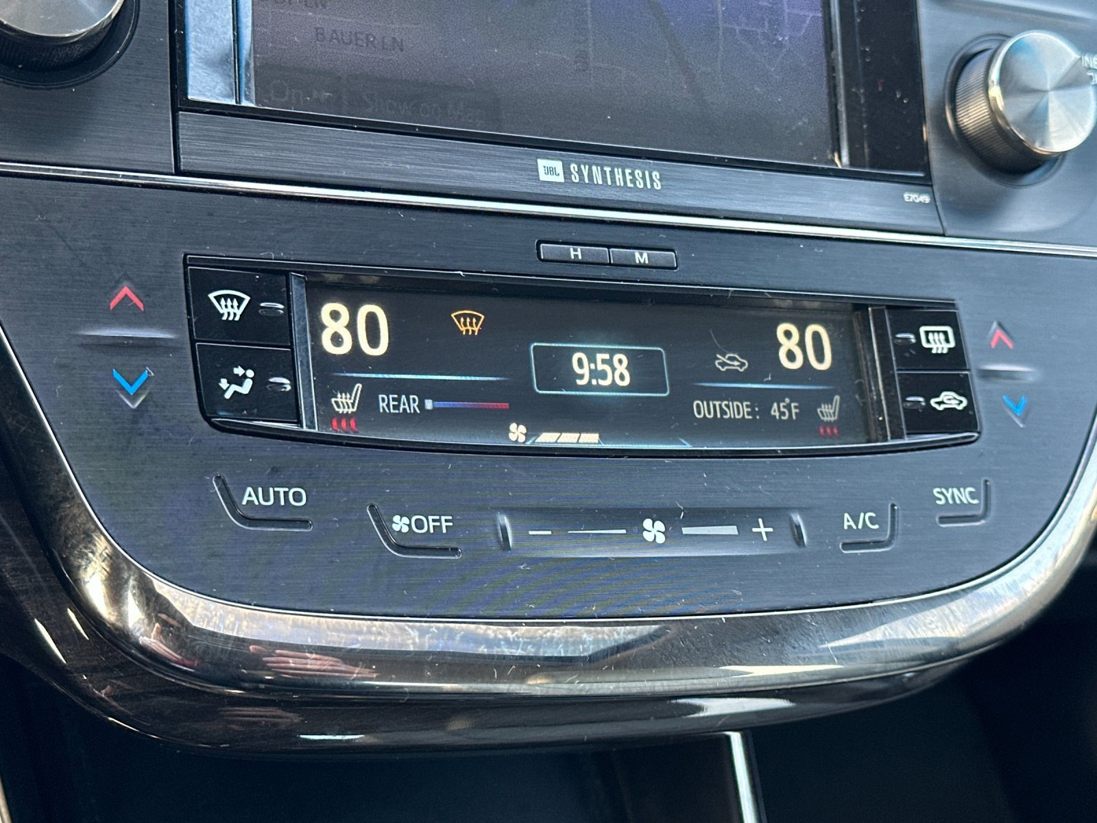 Used 2014 Toyota Avalon Limited image 20