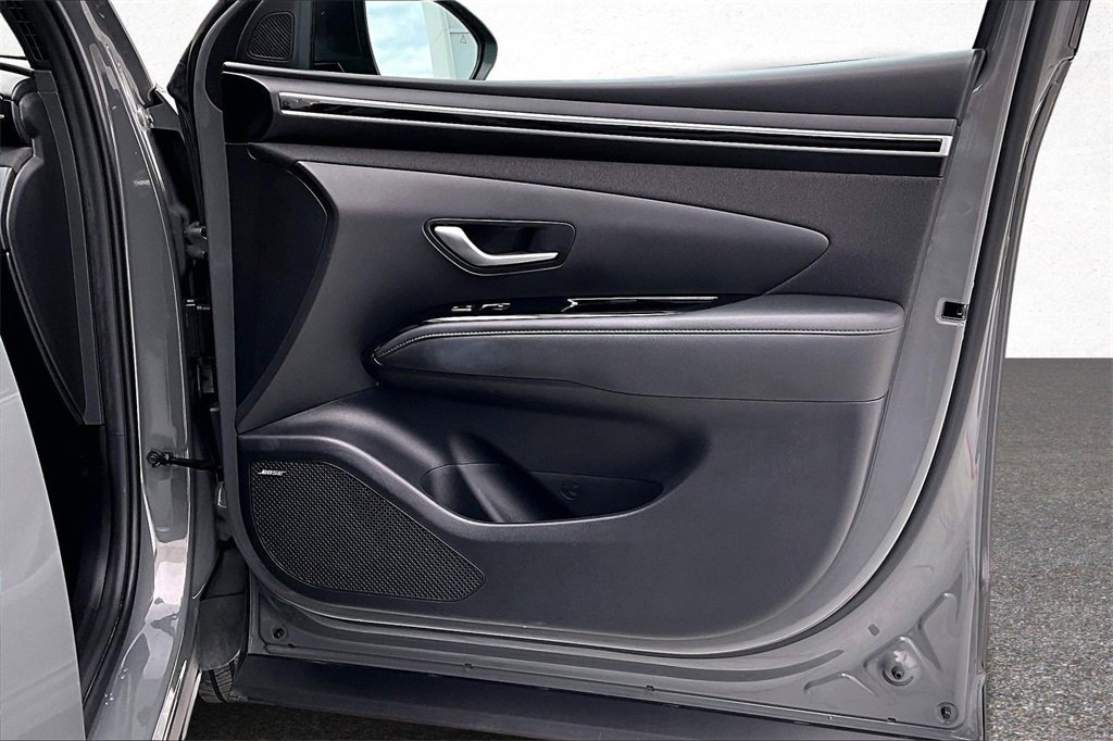 Used 2023 Hyundai Santa Cruz Limited image 30