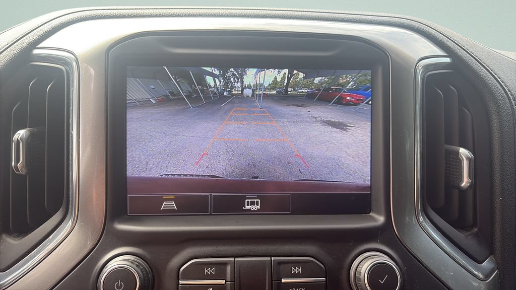 Used 2021 Chevrolet Silverado 1500 LT AWD/4WD image 17