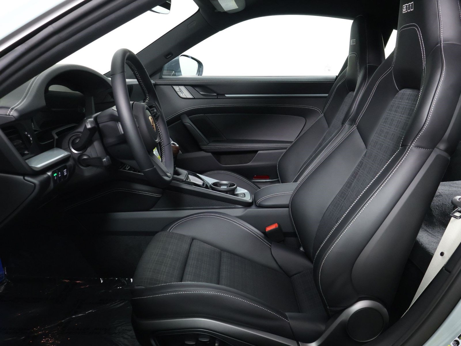 New 2026 Porsche 911 Carrera T RWD image 5