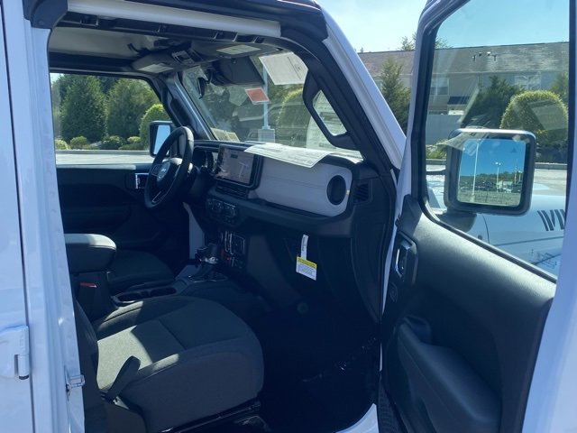 New 2025 Jeep Gladiator Willys image 27