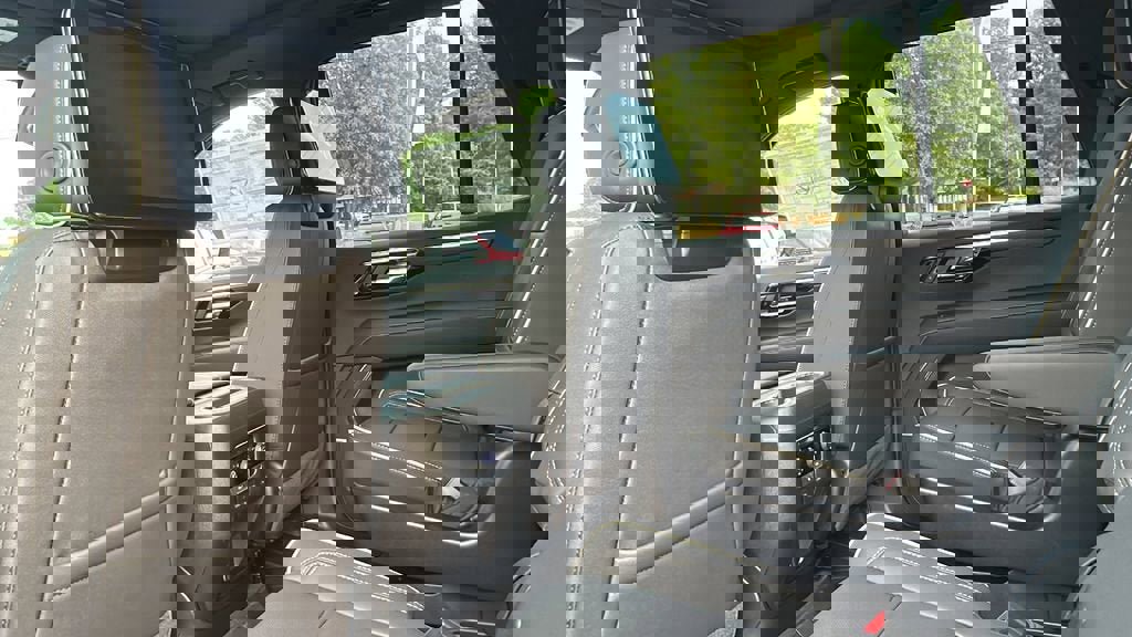 New 2026 Chevrolet Tahoe Premier image 17