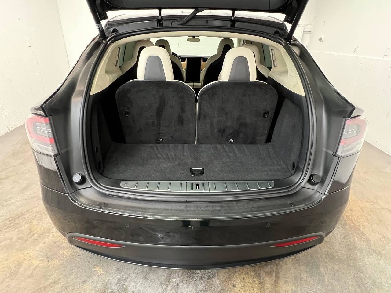 Used 2018 Tesla Model X 75D AWD/4WD image 33