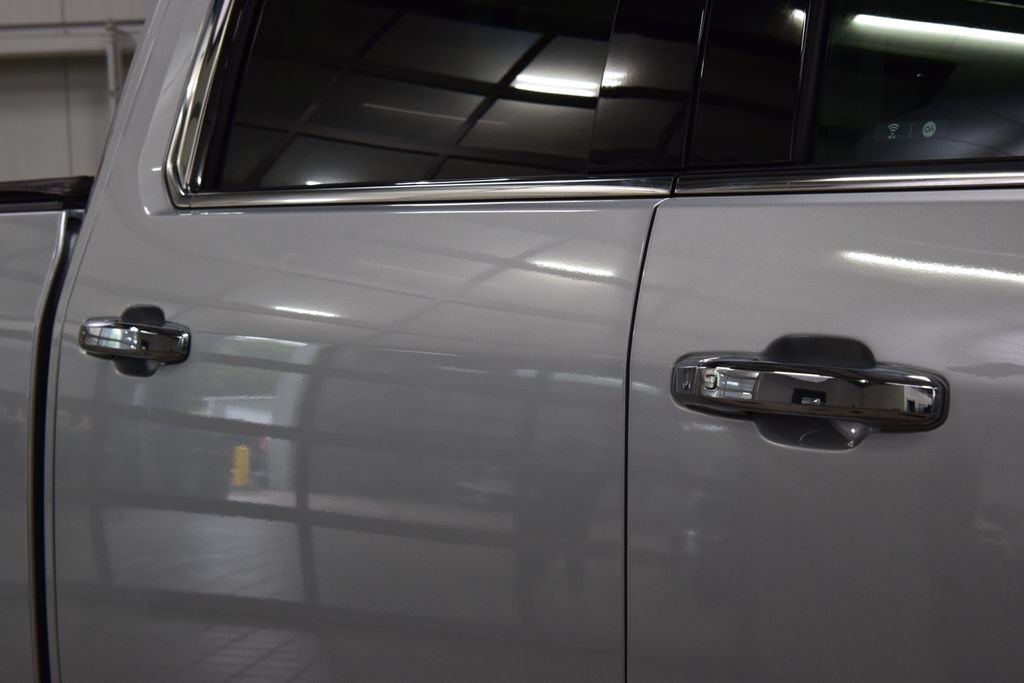 Used 2023 GMC Sierra 2500 Denali AWD/4WD image 21