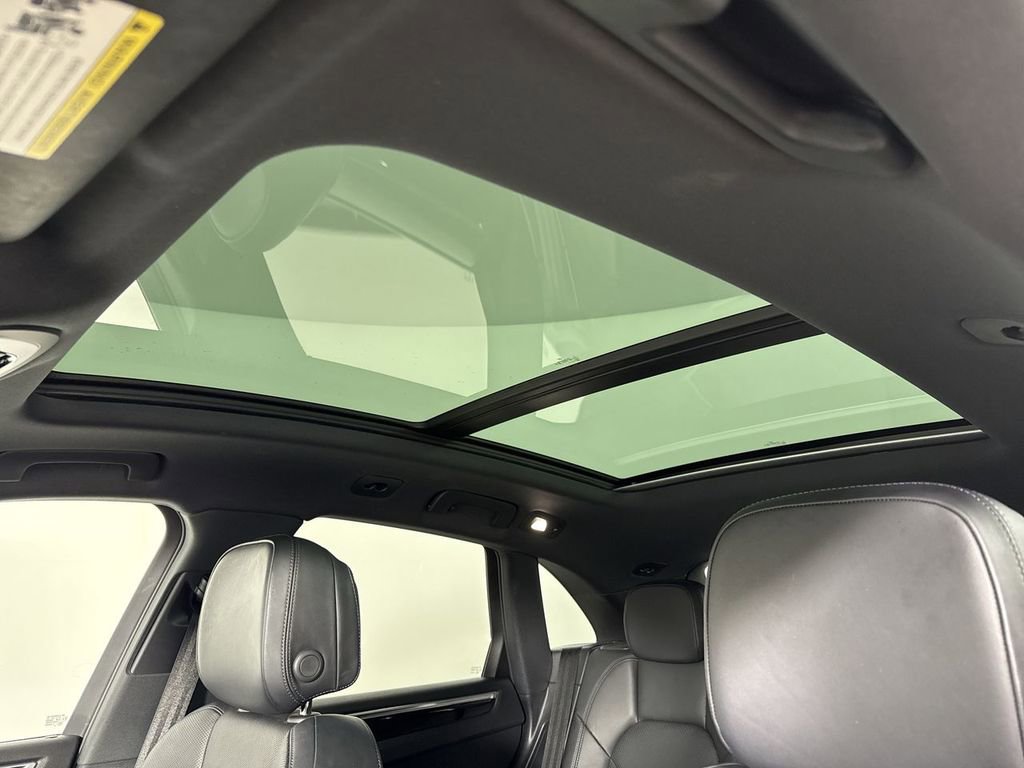 Certified 2023 Porsche Macan Turbo image 42
