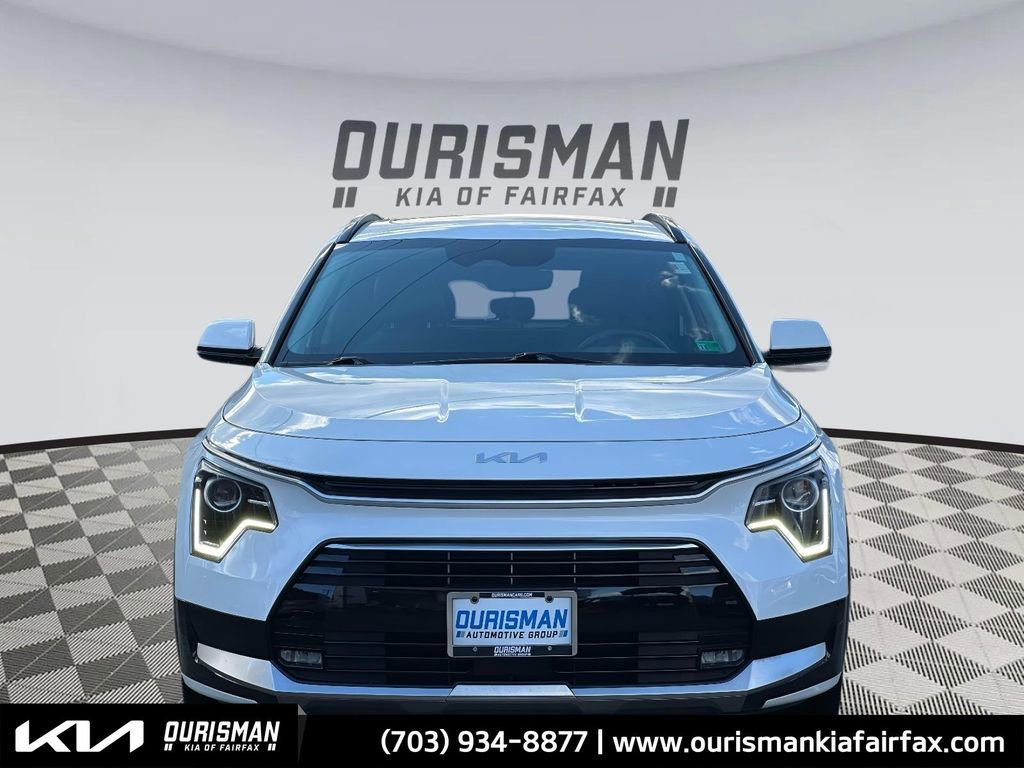 Used 2023 Kia Niro EX Touring image 30