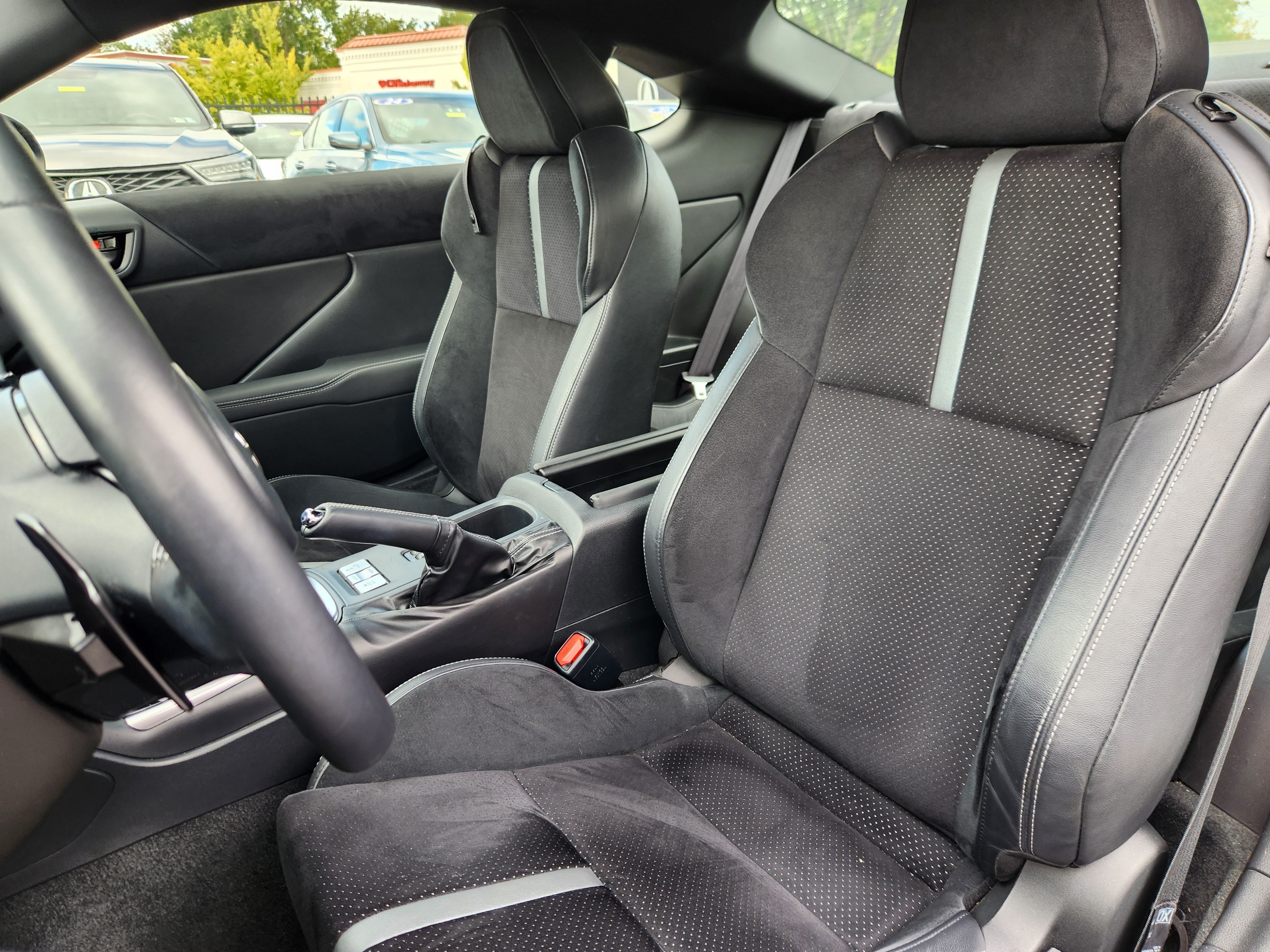 Used 2022 Toyota GR86 Premium RWD image 7