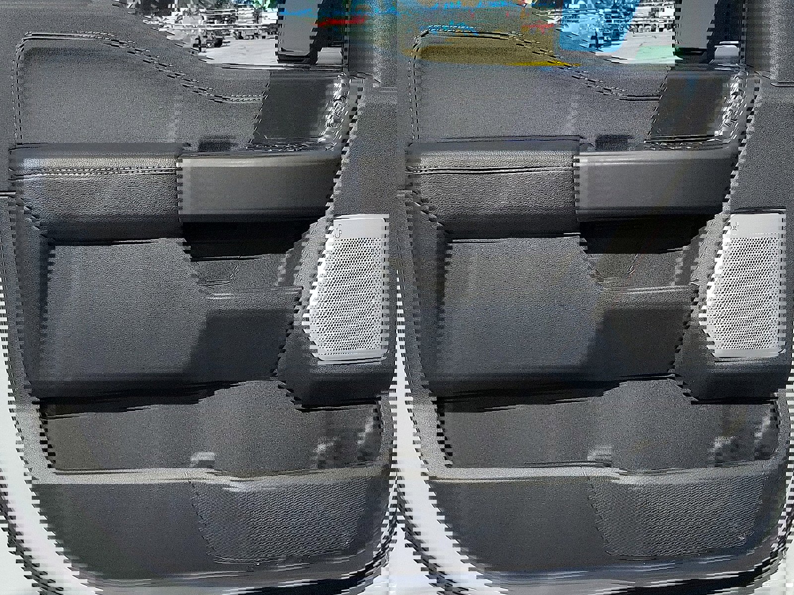 New 2025 Ford F150 Lariat w/ Equipment Group 502A High image 33