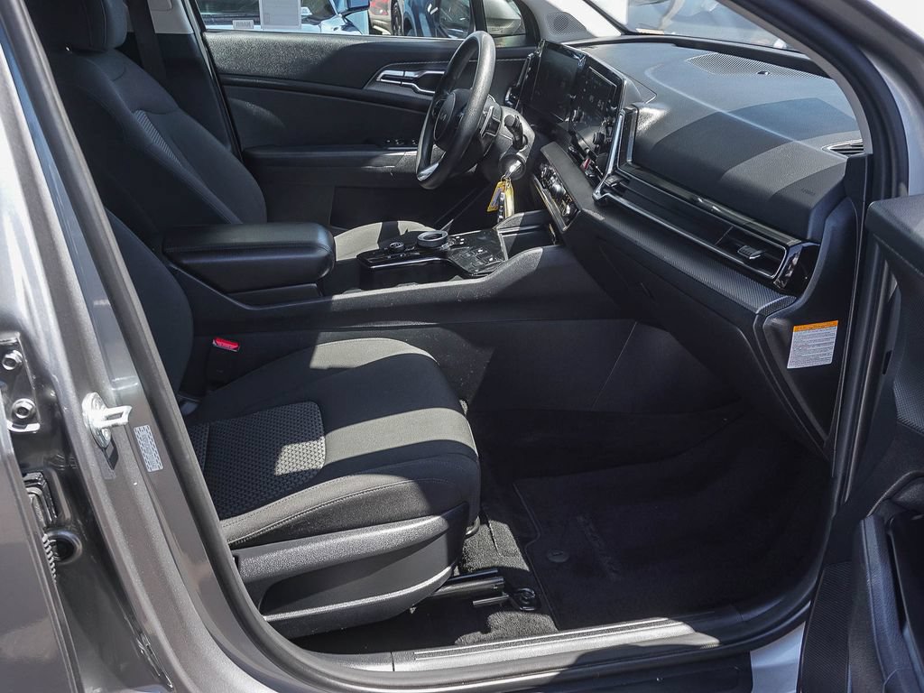 Certified 2023 Kia Sportage LX AWD/4WD image 13