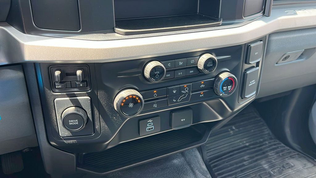 New 2024 Ford F450 XL w/ XL Chrome Package RWD image 14