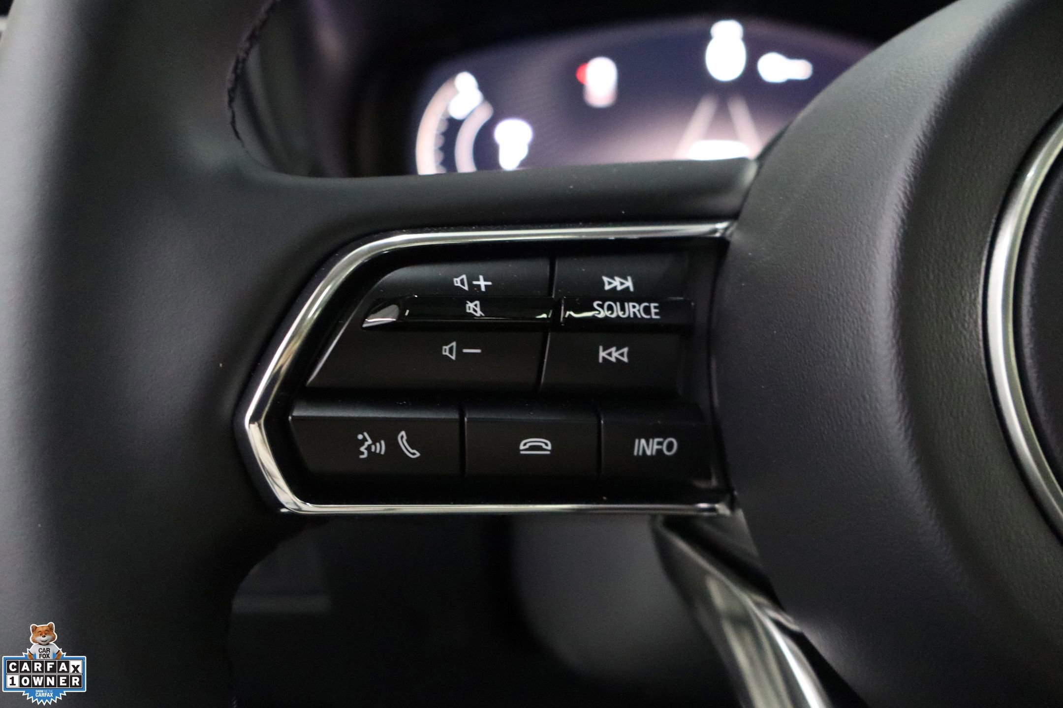 Used 2025 MAZDA CX-70 Plug-In Hybrid w/ Premium Pkg image 18