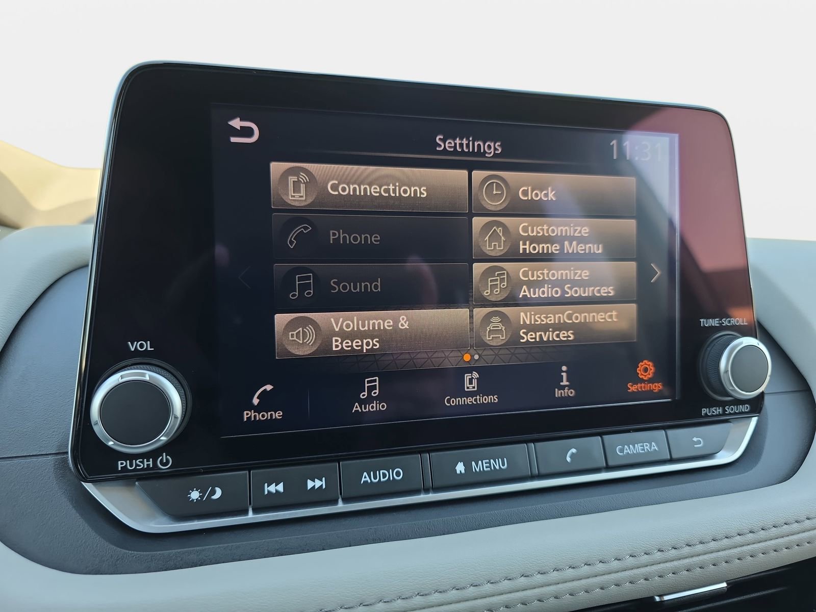 Used 2023 Nissan Rogue SV FWD image 21